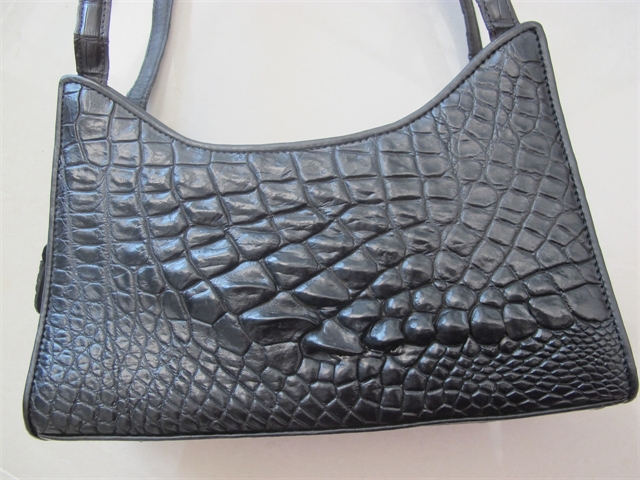 Túi xách nữ da cá sấu màu đen