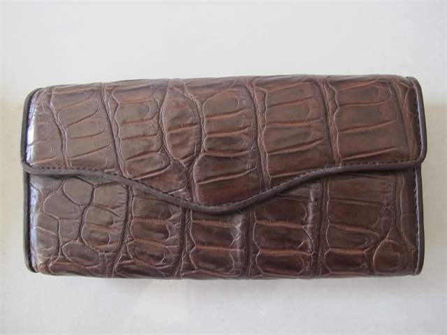 Ví nữ cá sấu gấp 3